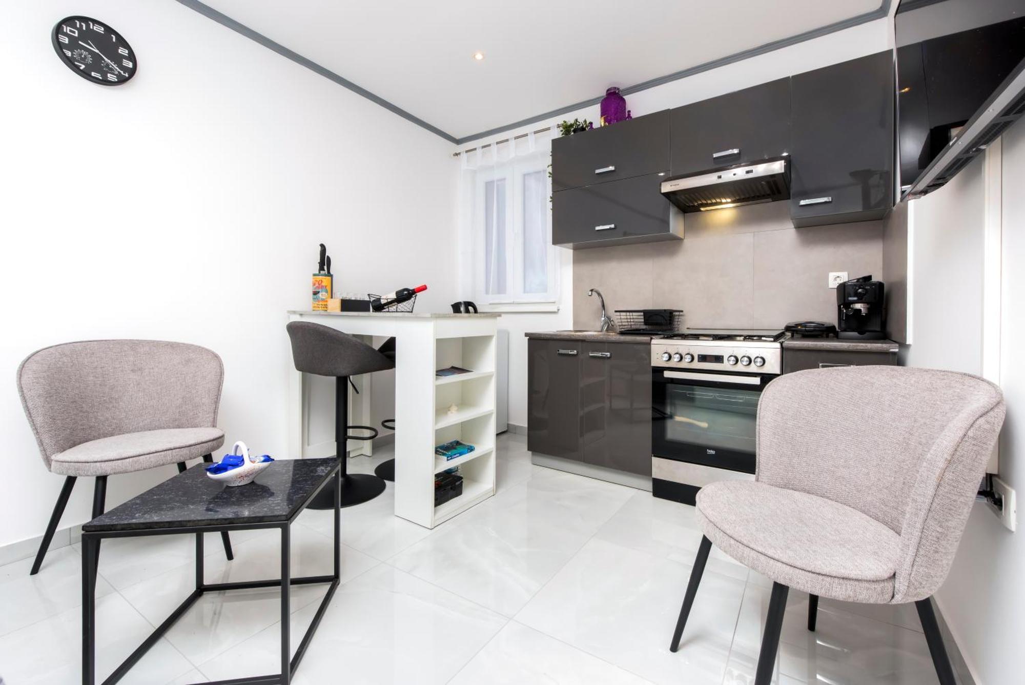 Apartment Leo Rovinj Exteriör bild
