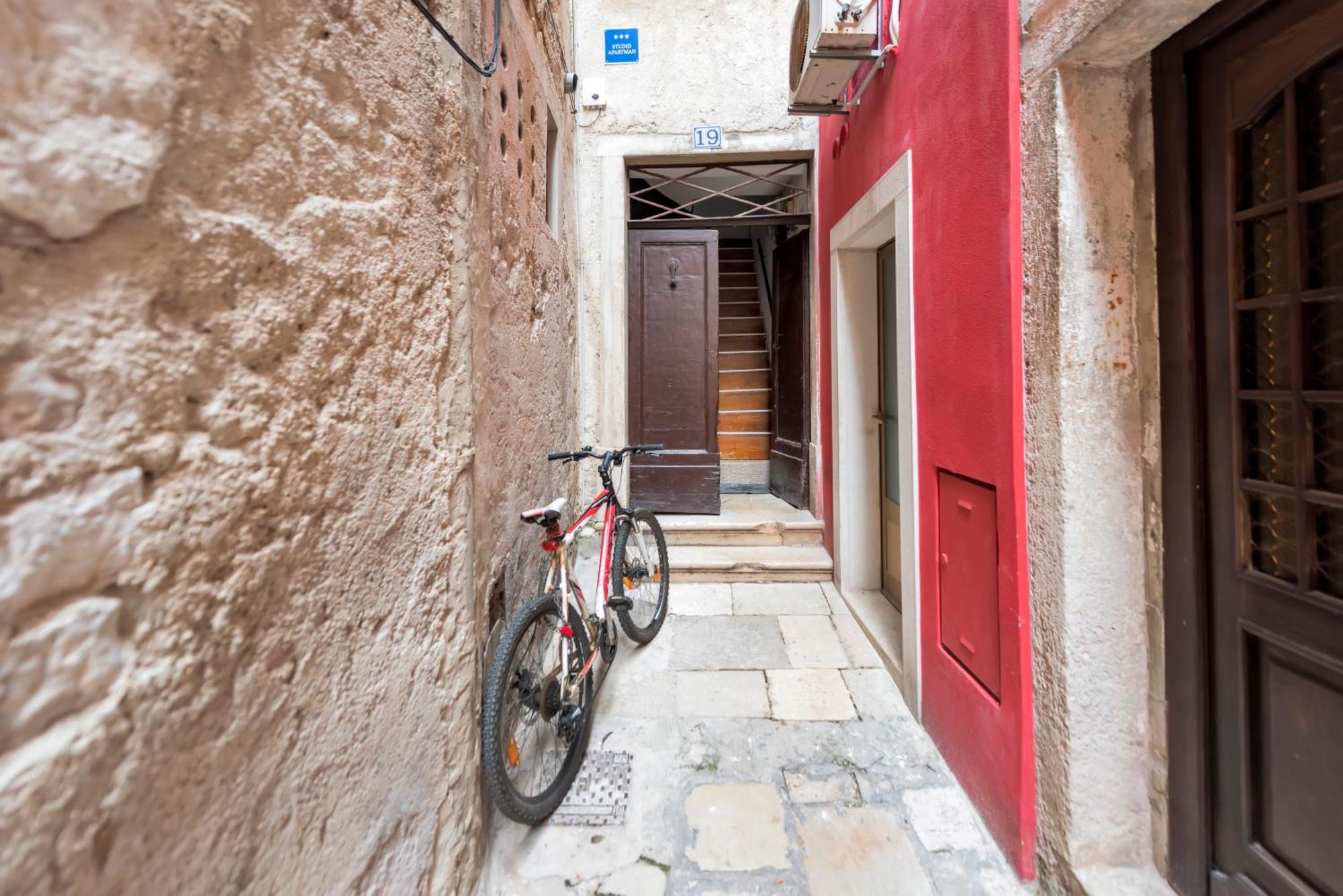 Apartment Leo Rovinj Exteriör bild