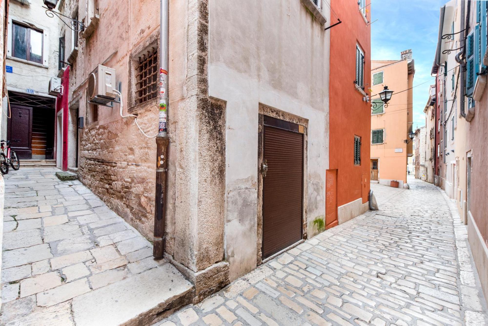 Apartment Leo Rovinj Exteriör bild